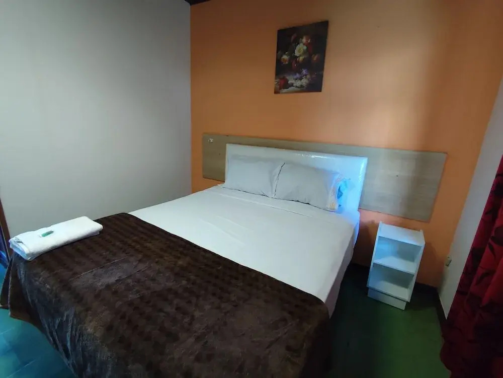 CEDE Inn Hotel