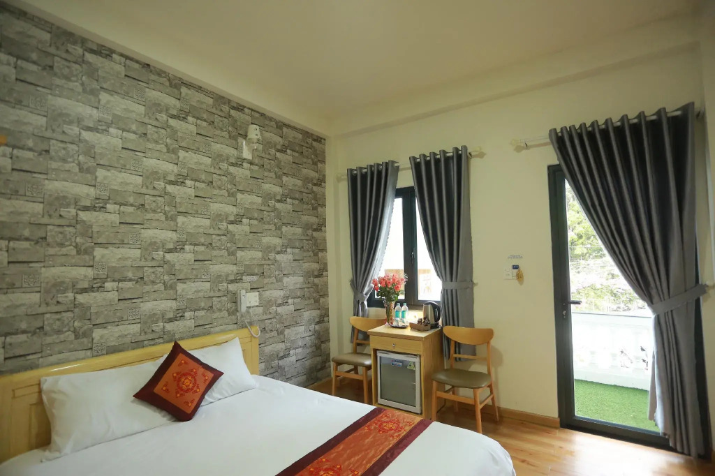Dalat Hoa Nang Hotel