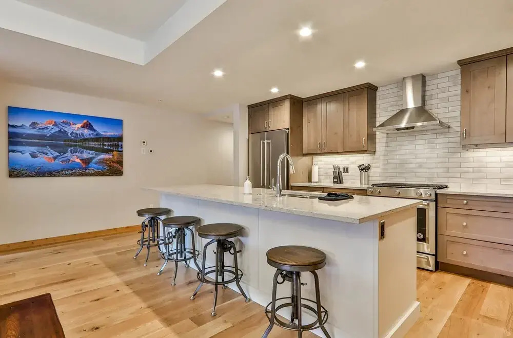 White Spruce Lodge by Spring Creek Vacations