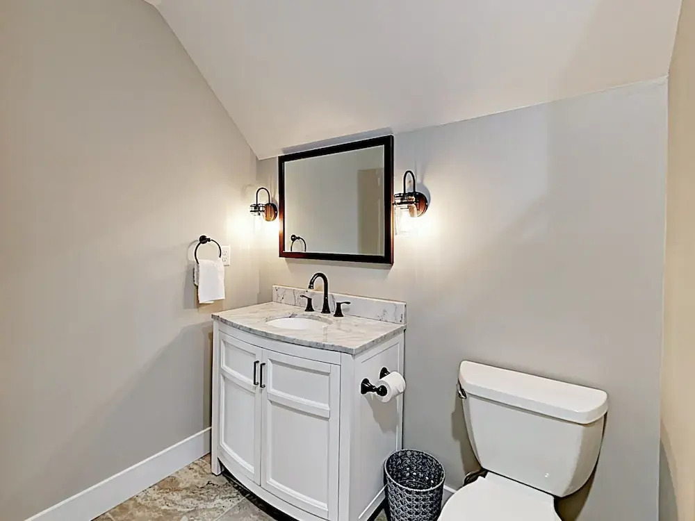 New Listing! Brand-new Near Downtown 3 Bedroom Home