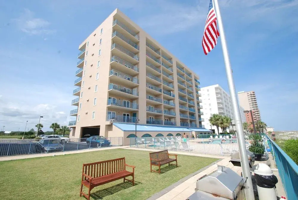 Surf Side Shores 2706 by RedAwning