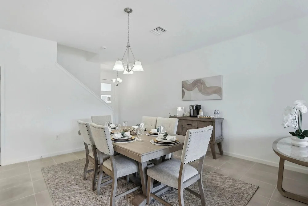 Sunshine Getaway in Heart of Kissimmee
