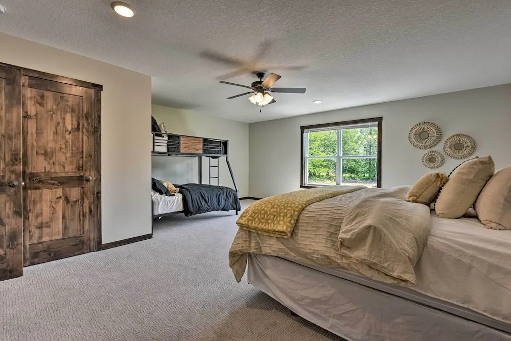 Modern Nisswa Escape w/ Deck: Walk to Gull Lake!