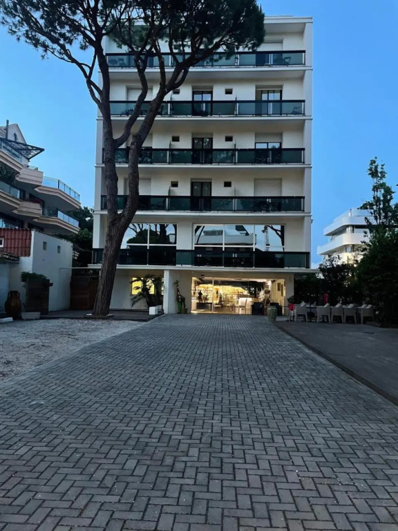 Hotel Carlton
