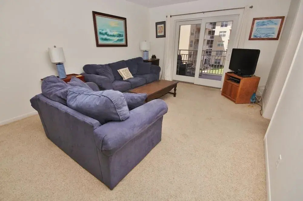 Sea Coast Gardens III 313 Apartment 2