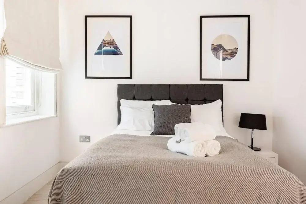 Central London - 2 Beds - Sleeps 4 - Lift