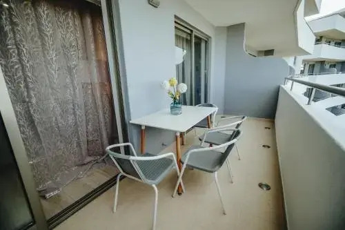 Ruby Red Apartment & Atlantic Blue Retreat