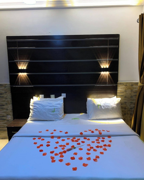 Green House Hotel And Suites