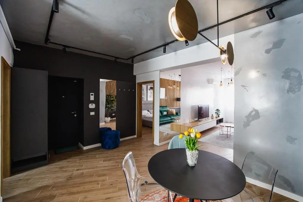 Central Designer Loft at EAS Residence