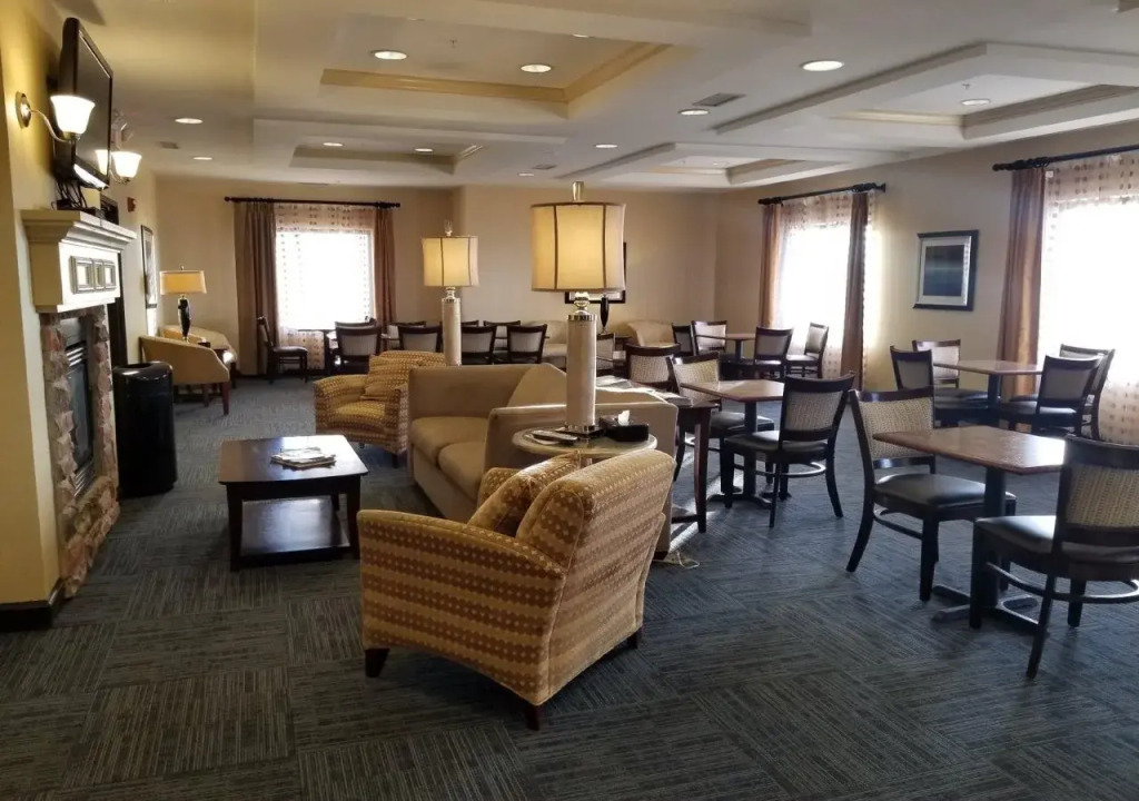 Holiday Inn Express & Suites Sidney by IHG
