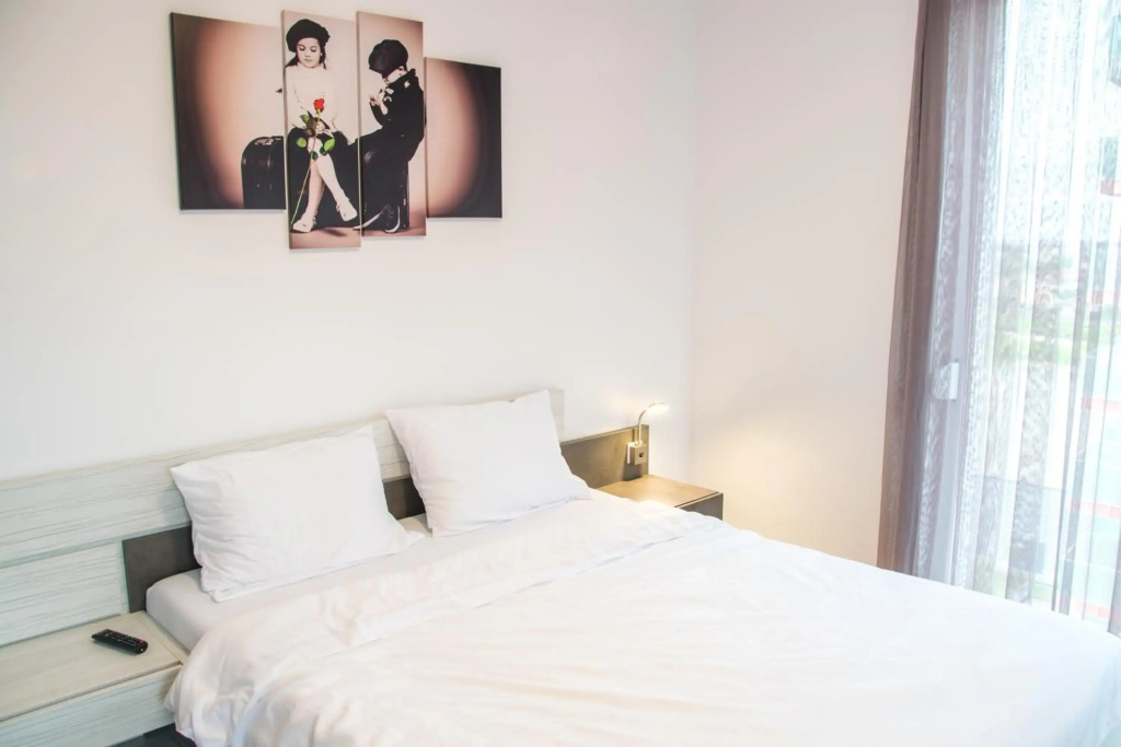 Riverside-Modern apartment-ARED