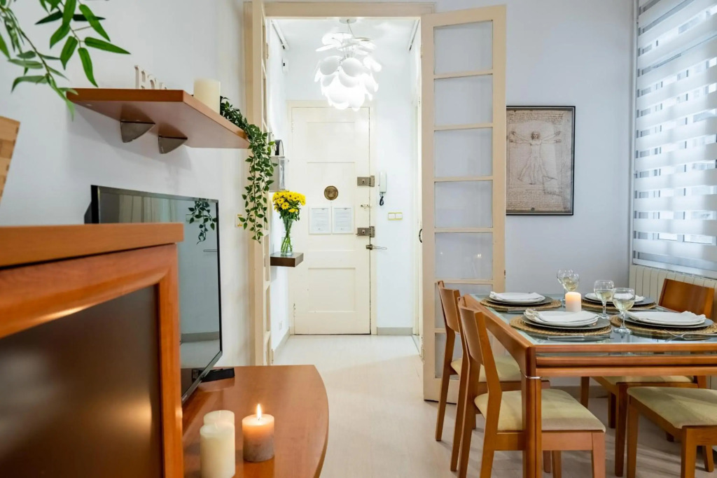 FridaysFlats, Cozy & Quiet - 2 bedroom flat near sagrada familia