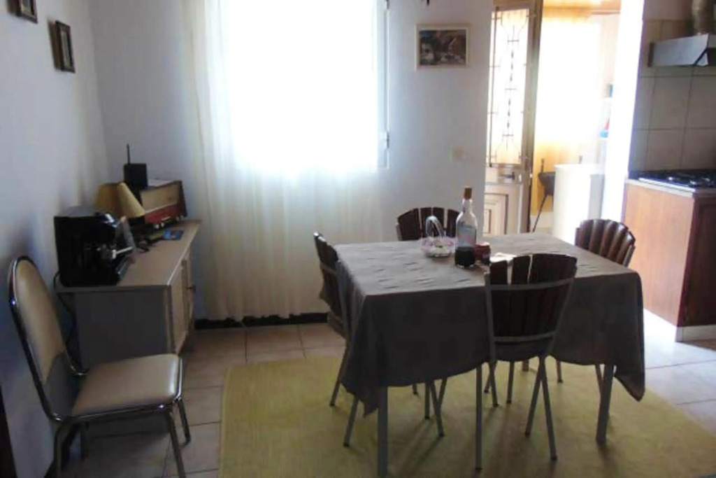 2 bedrooms house with wifi at Machico 4 km away from the beach