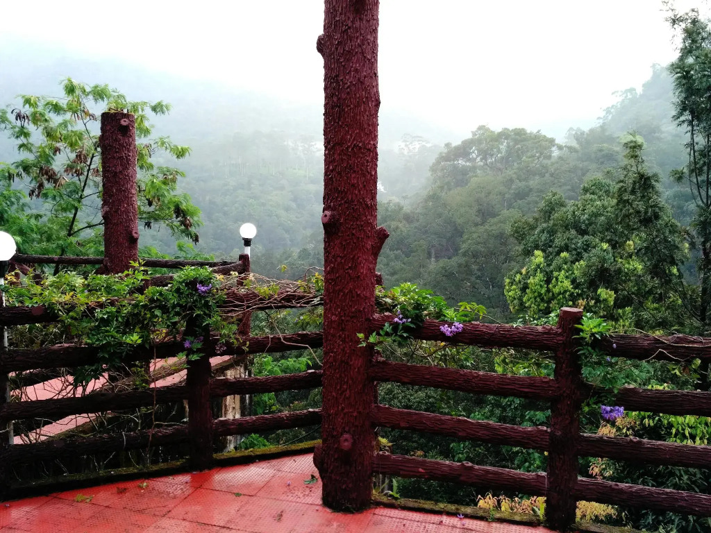 Wild Elephant Eco-Friendly Resort