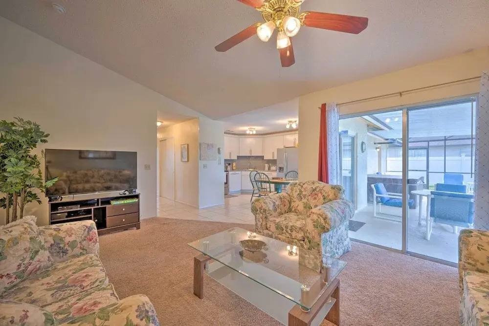 ~ 5 Mi to Theme Parks: Kissimmee Home w/ Pool