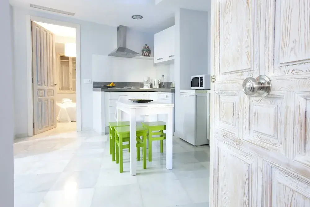 ALAMEDA SQUARE APARTMENT
