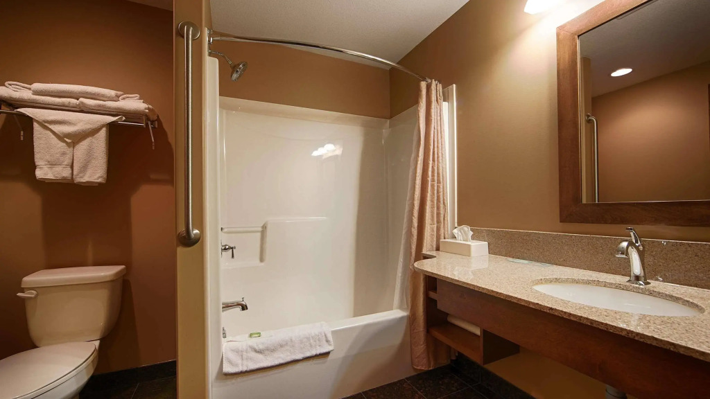 Best Western Plus Rose Country Hotel