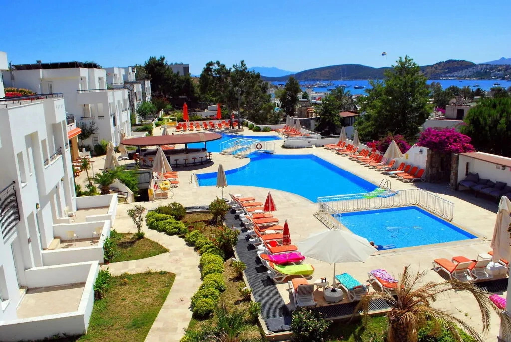 Ayaz Suites