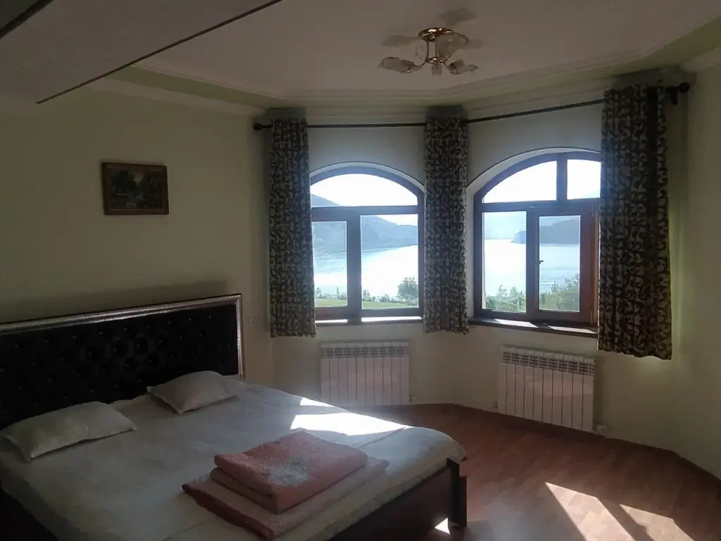 Quyosh Resort Hotel