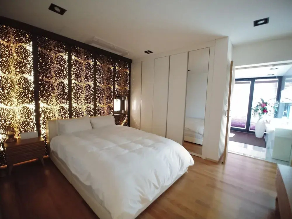 Seongsan Ochae Private Villas