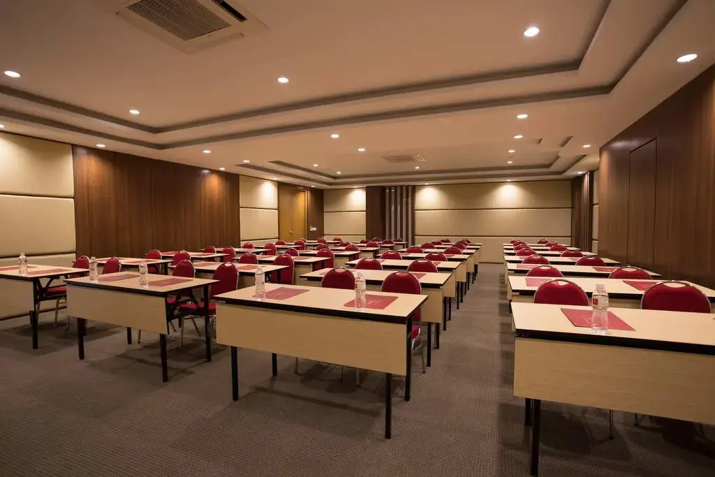 Saris Hotel Kuta