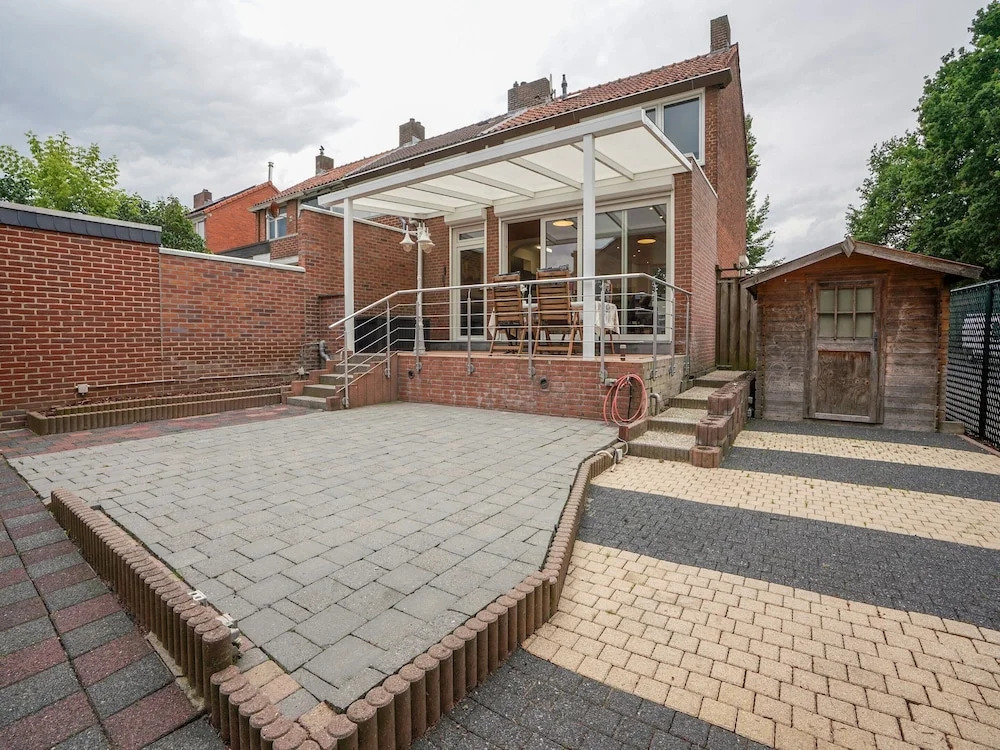 Stay with Garden, Limburg