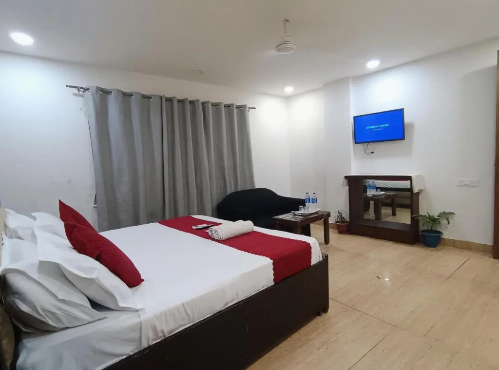 Mauryan Elite Hotel @ Devli Khanpur