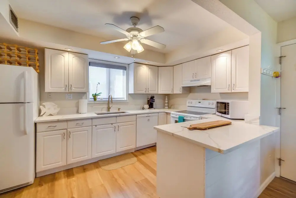 Hutchinson Island Vacation Rental w/ Beach Access