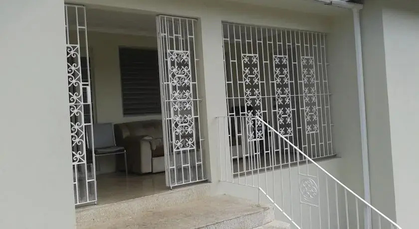 Hugos Guest House