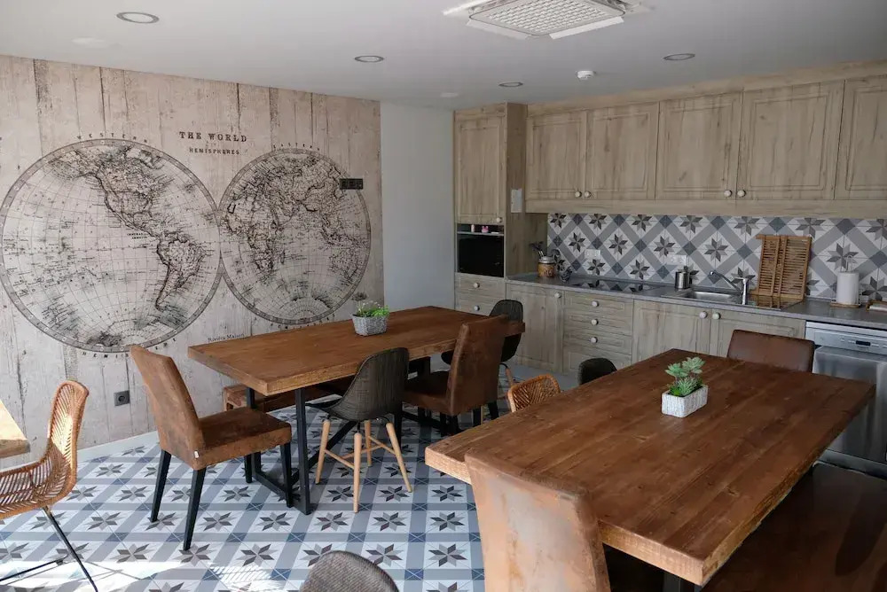 Royal Beach Hostel