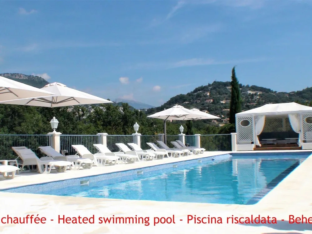 B&B with charm, quiet, kitchen, sw pool