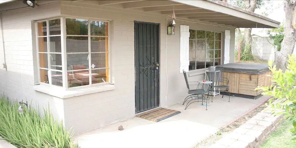Zenyard Guest House