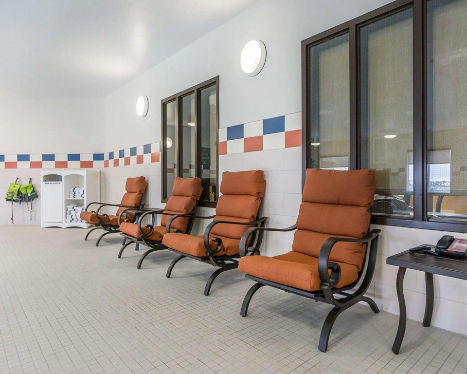 Comfort Inn & Suites Edmonton International Airport