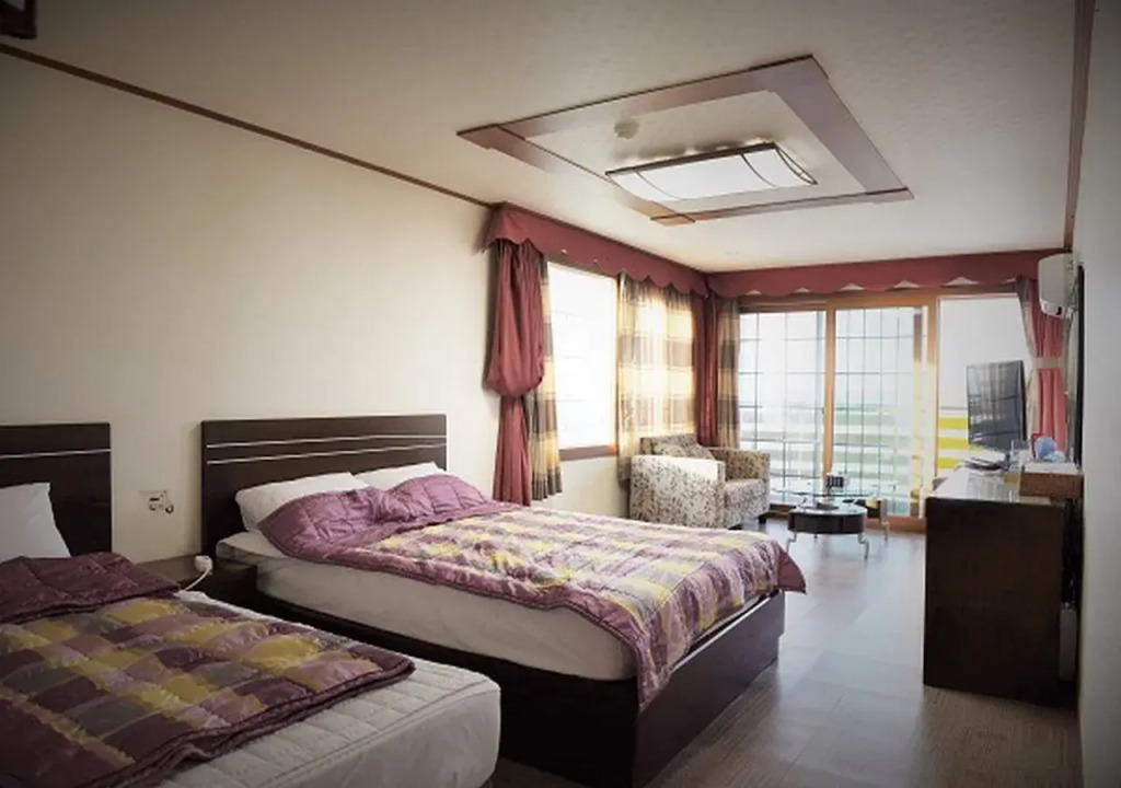 LK Hotel