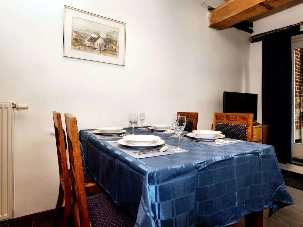 Lovely Holiday Home in Richelle With Barbecue