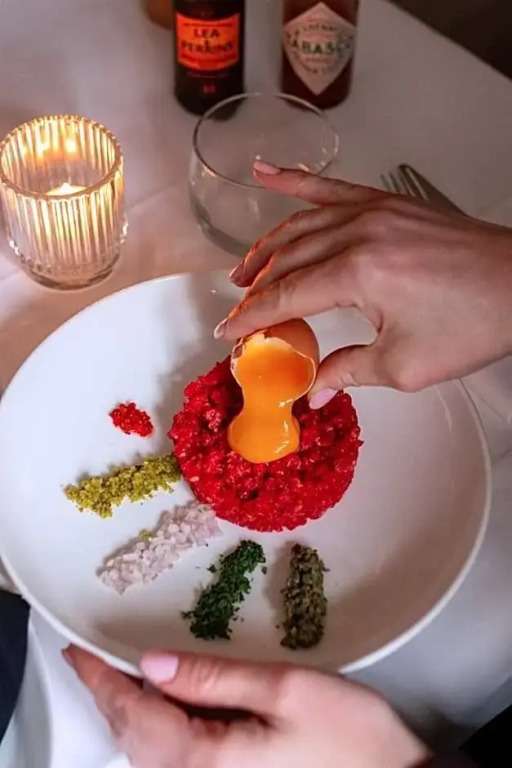 Le Virage bistro en hotel