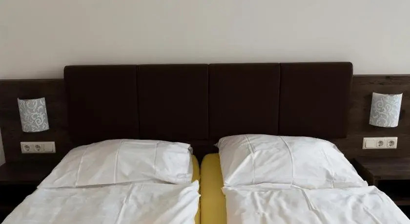 Lemon Living Self-Check-in