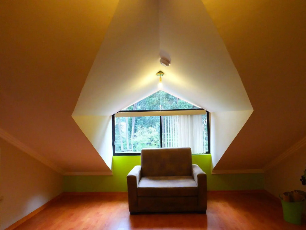 Hostal Kolibri B&B