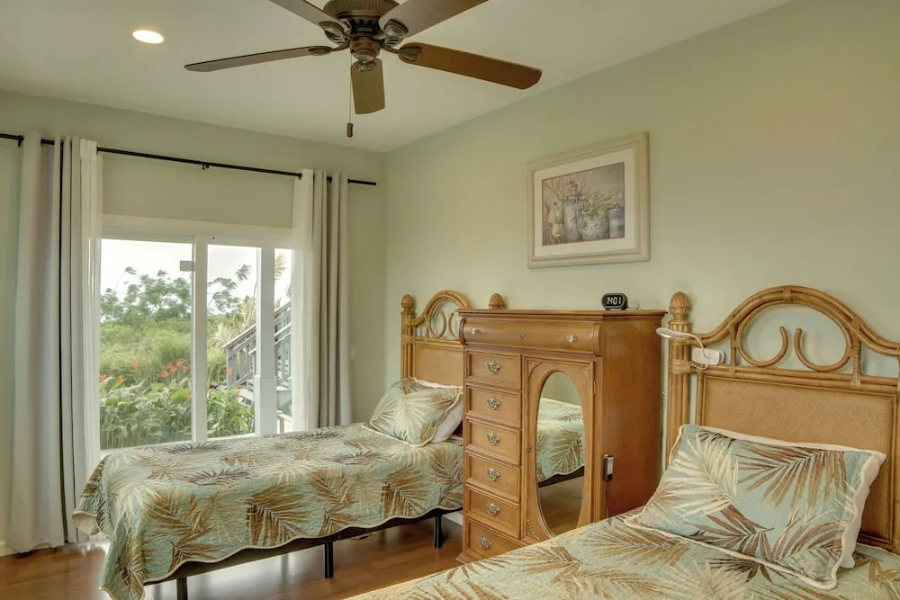 Ocean View Spastyle Shower Massage Chair