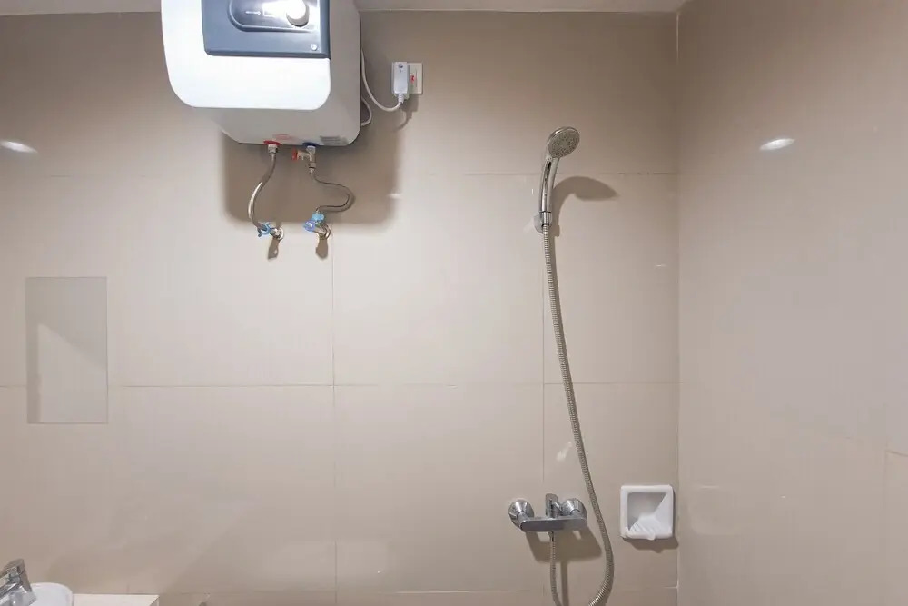 Modern Minimalist Look 1Br Apartment At Tree Park City Bsd