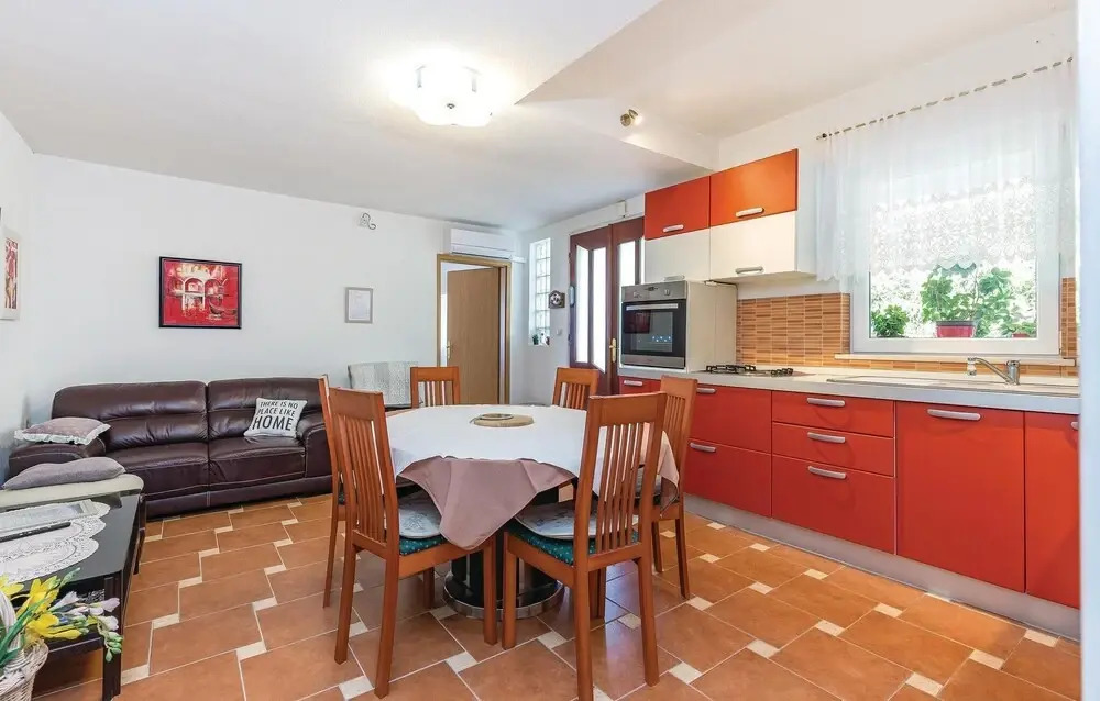 Amazing Home in Novi Vinodolski With Wifi and 3 Bedrooms
