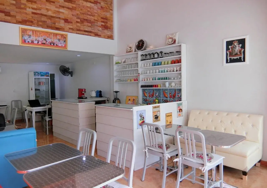 Lemon House 51