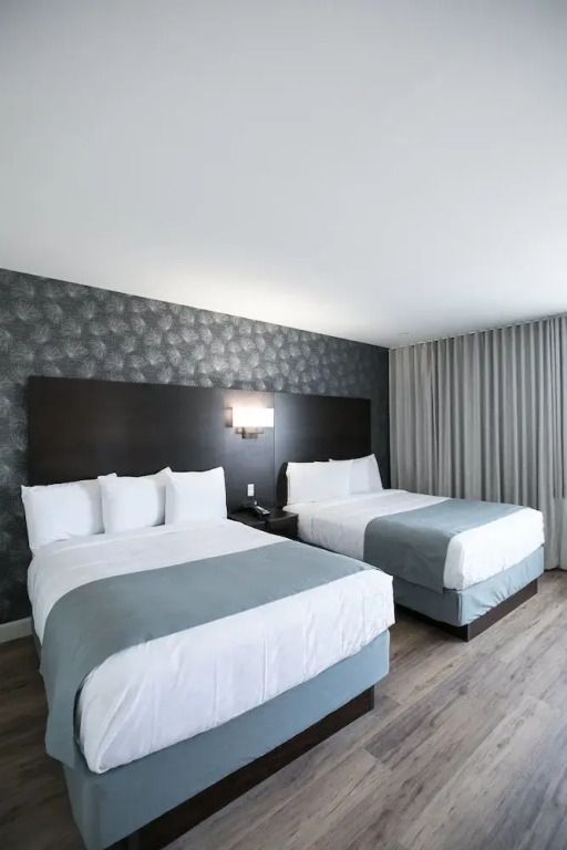 Best Western Plus Montreal East