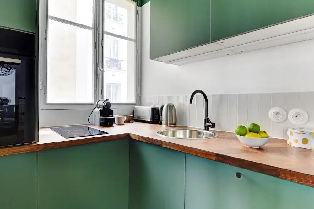 Chic 1BR by Eiffel Tower & Champ de Mars
