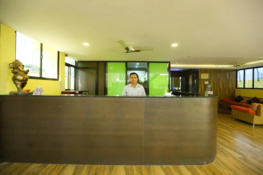 Season 4 Residences -Thiruvanmiyur Near Tidel park Apollo Proton cancer center and IIT Madras Research Park