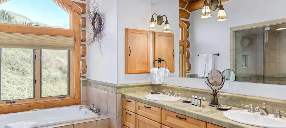 Campbell Peak Retreat by Exceptional Stays