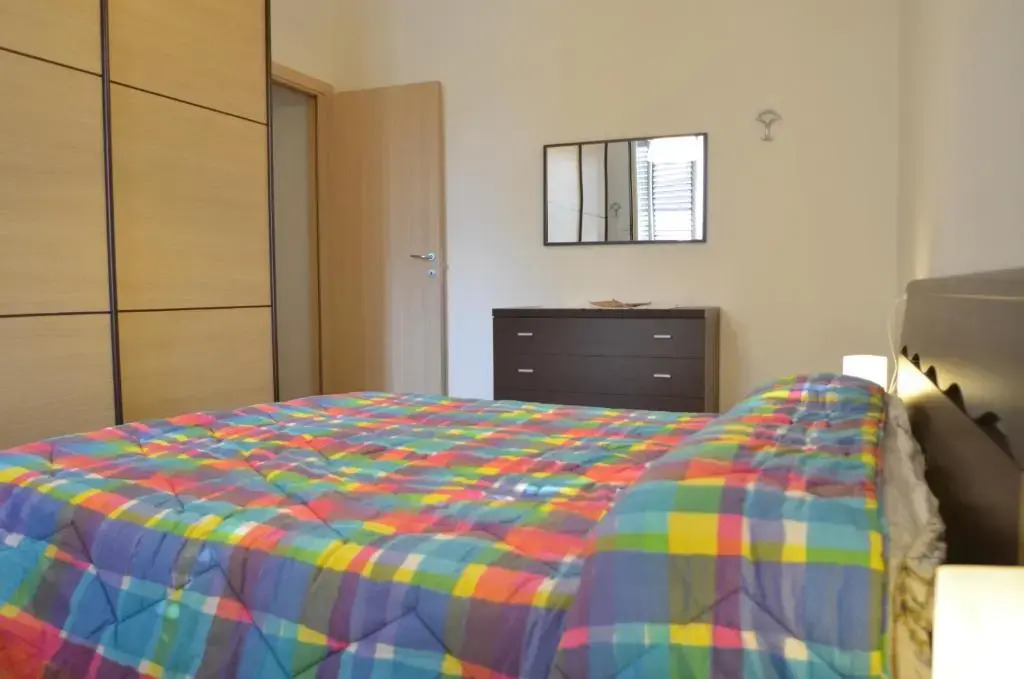 La Perla Del Magra Holidays House