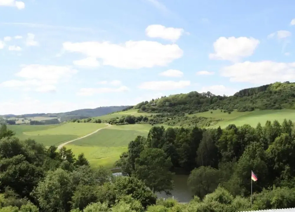 Einladende Ferienwohnung in Muellenborn Eifel