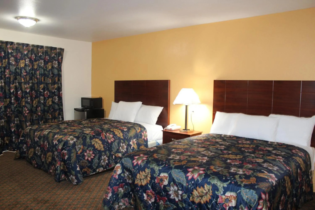 Passport Inn and Suites - Middletown