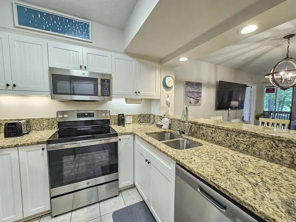 Serene 2 Bed, 2 Bath Lodge, With Amenities, 101ac 2 Bedroom Lodge